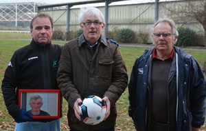 LA FAMILLE LOQUET OFFRE UN BALLON