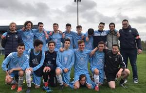 LES U18 PRENNENT LE QUART