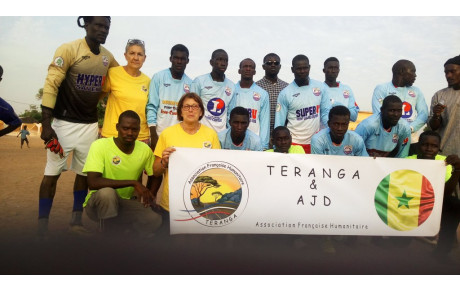LES &quot;CIELS &amp; BLANCS&quot; AU SENEGAL
