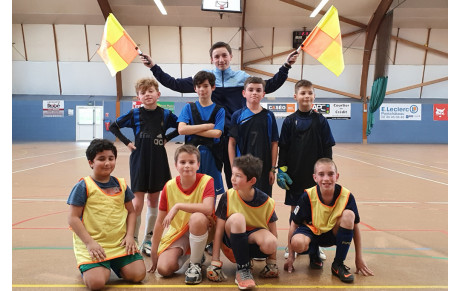 PEF : LA GESTUELLE DES ARBITRES