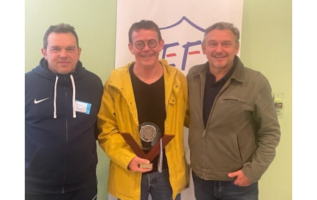 🏆 [ 𝗥𝗘𝗖𝗢𝗠𝗣𝗘𝗡𝗦𝗘 ] 🏆  