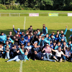 3 ÉQUIPES - 2 COULEURS - 1 CLUB